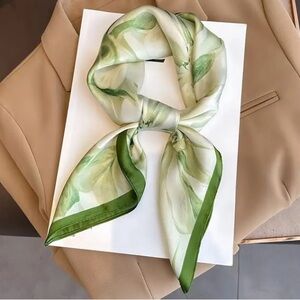 Green & White Floral Scarf